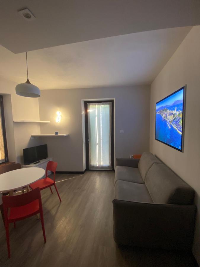 Castello Mavino Apartment Sirmione Bagian luar foto